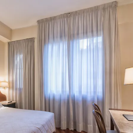 Pitti Palace Al Ponte Vecchio Hotel Florence
