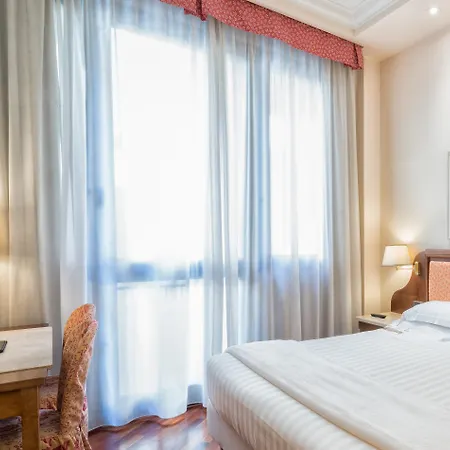 Pitti Palace Al Ponte Vecchio 4* Florença