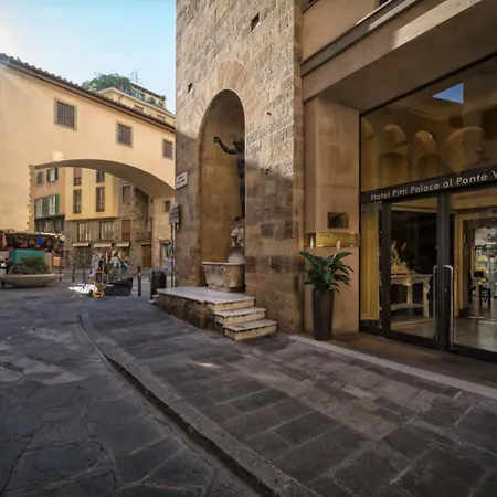 Pitti Palace Al Ponte Vecchio Florença