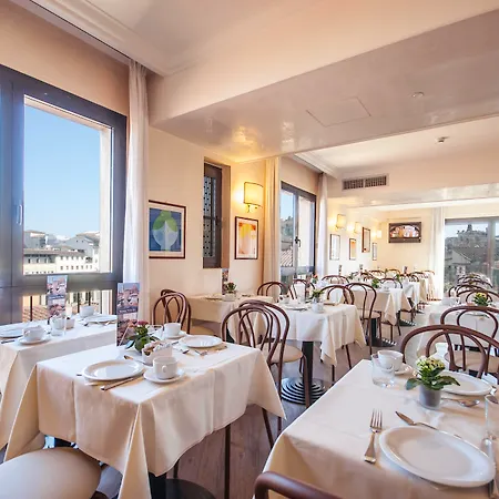 Pitti Palace Al Ponte Vecchio Hotel Florença