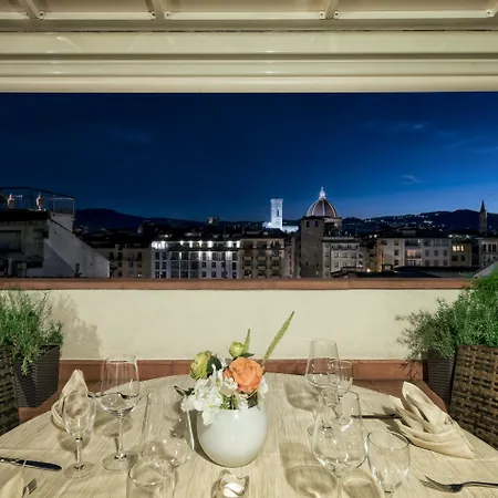 Pitti Palace Al Ponte Vecchio 4* Florença