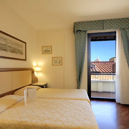 Hotel Pitti Palace Al Ponte Vecchio 4*