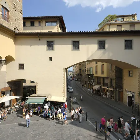 Pitti Palace Al Ponte Vecchio 4*
