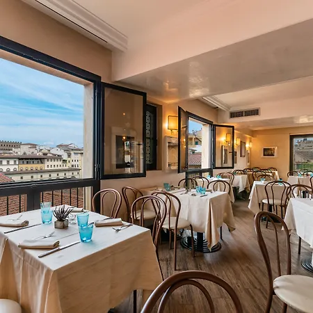 Pitti Palace Al Ponte Vecchio Hotel 4*