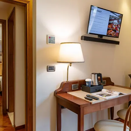 Pitti Palace Al Ponte Vecchio Hotel 4*