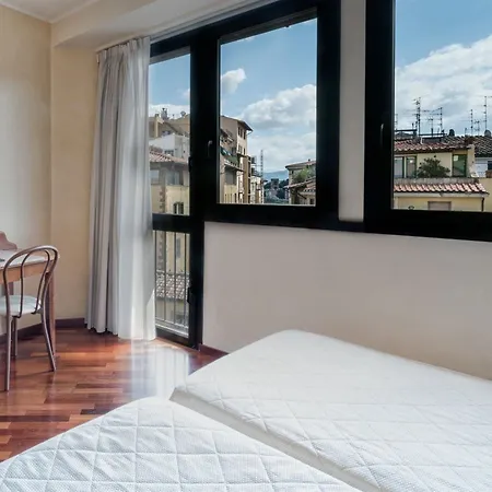 Pitti Palace Al Ponte Vecchio Hotel