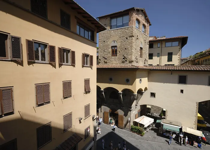 호텔 Pitti Palace Al Ponte Vecchio 4*